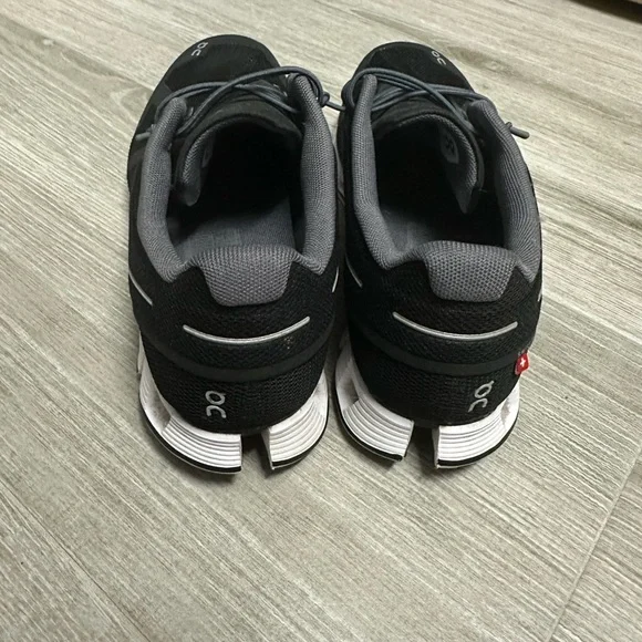 On Cloud Black Women’s Sneakers - Picture 3 of 5